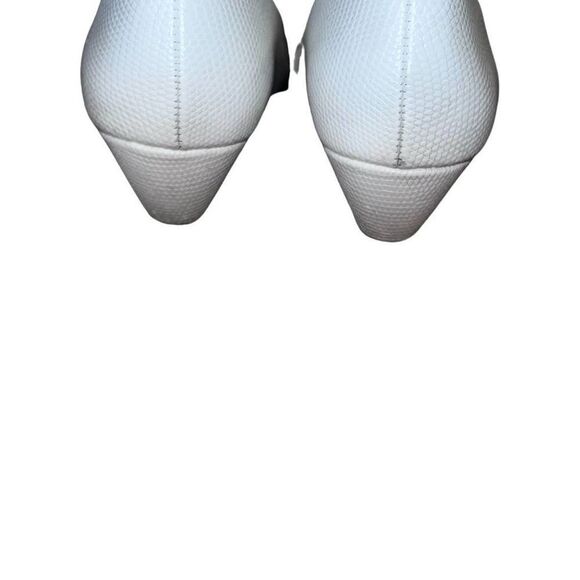 Size 8 white Alfani Carterr Peep Toe Platform Sandals Step N Flex - Picture 3 of 7